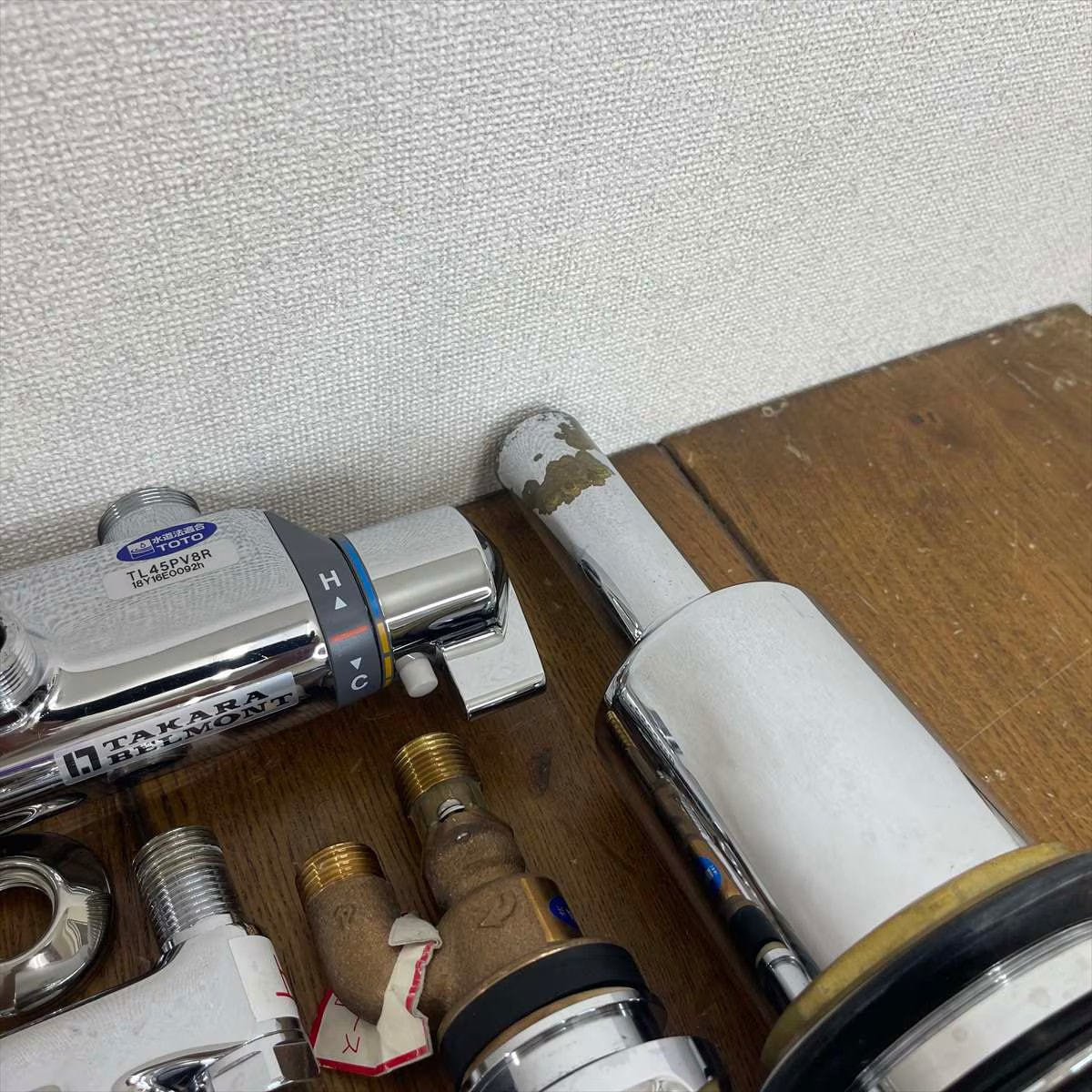 タカラベルモント　シャンプーボール　給水栓　サーモスタット　ホース　ヘッド付き タカラベルモント 混合栓 混合水栓 シャワー 美容室 理容 シャンプー