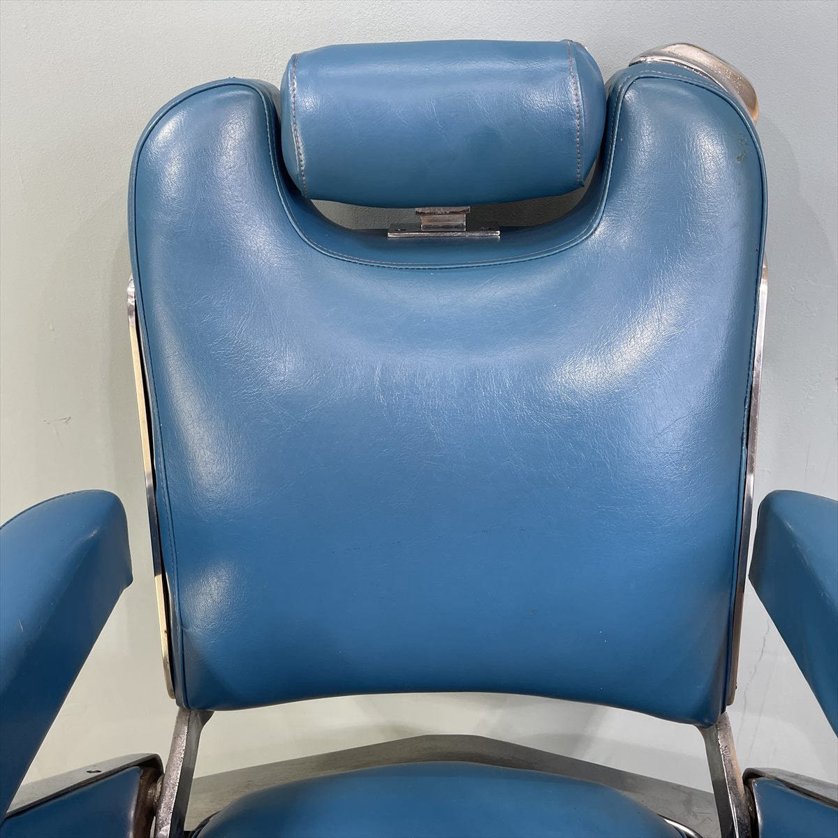 不朽の名機　タカラ57号　理容椅子 不朽の名機 タカラ57号 理容椅子 不朽の名機 タカラ57号 理容椅子