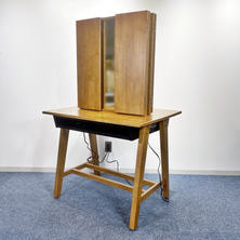 GRAIN（グレイン）天然木製両面ドレッサー（扉付き）