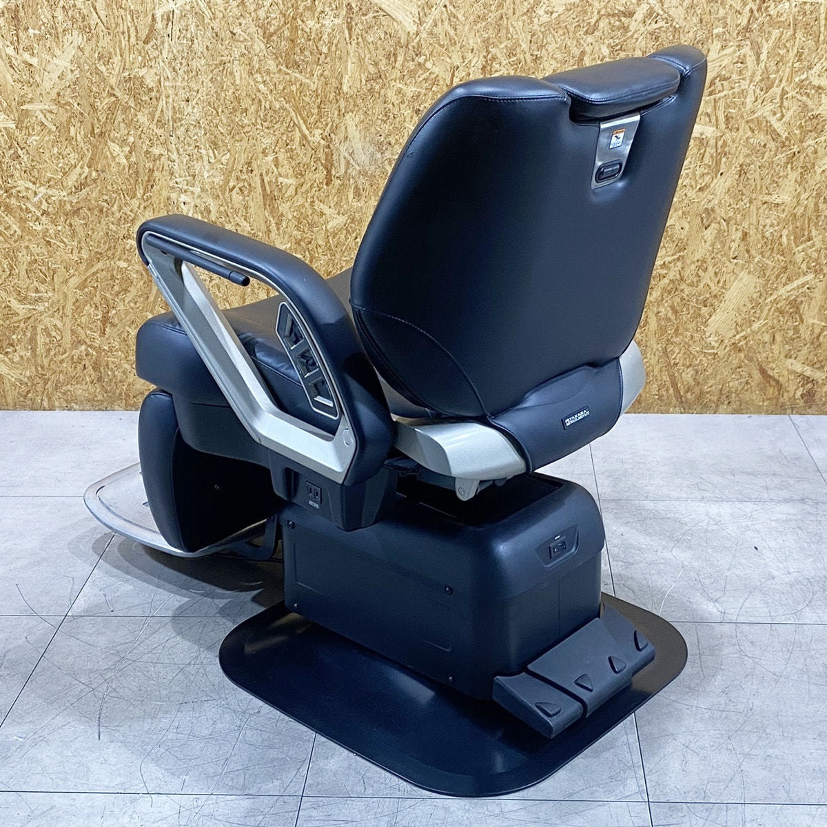 中古】タカラベルモント 理容椅子 『INOVA-EX（イノーヴァEX）』レッグ