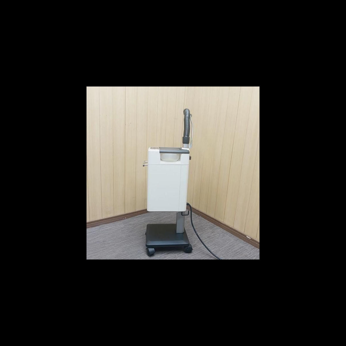 タカラベルモント　モイスチャーケアミスト　スタンドタイプ　美容院　保湿力 タカラ モイスチャー ケア ミスト スタンドタイプ ブラウン
