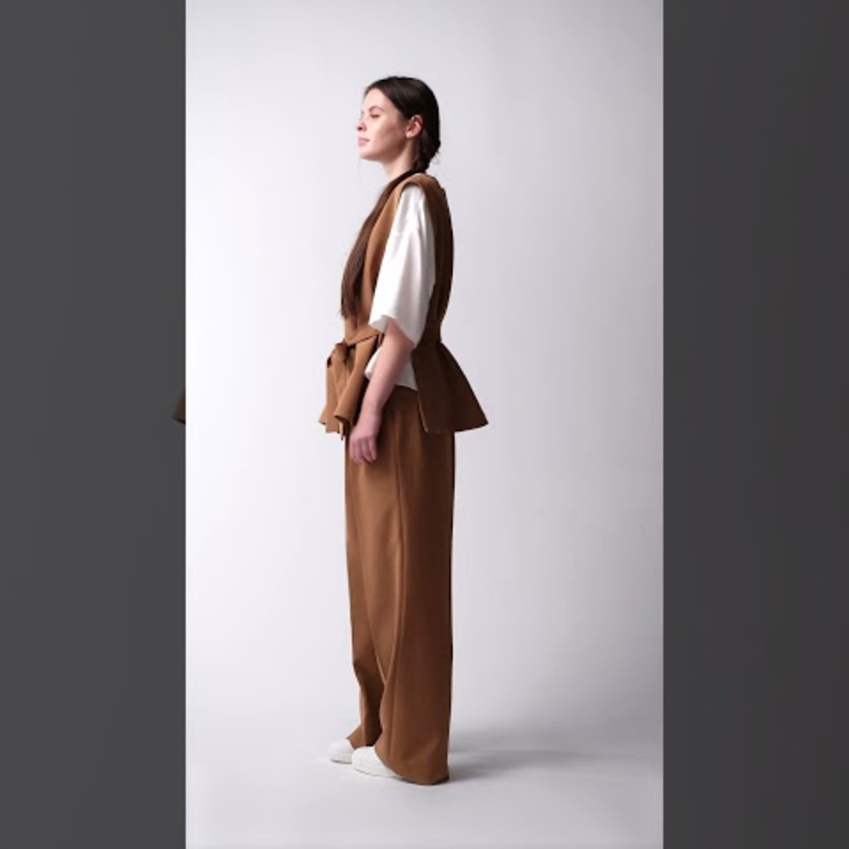 未開封MY FORME（マイフォルム） オーバーエプロン キャメル フリーサイズ Miss eye d'or】MY FORMEオーバーエプロン キャメル<F> の卸・通販