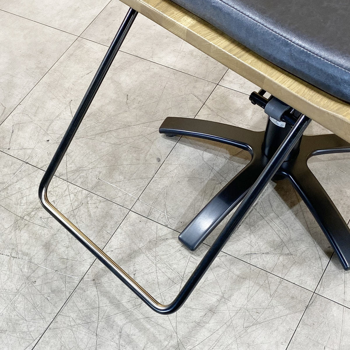 中古】タカラベルモント セット椅子 『r.a.f #02（ラフ ゼロニ）/SP