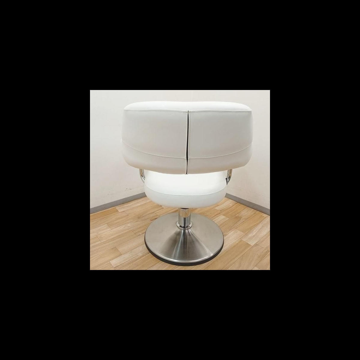 タカラベルモント Minamo ミナモ ホワイト 純正レザー 丸ベースの卸