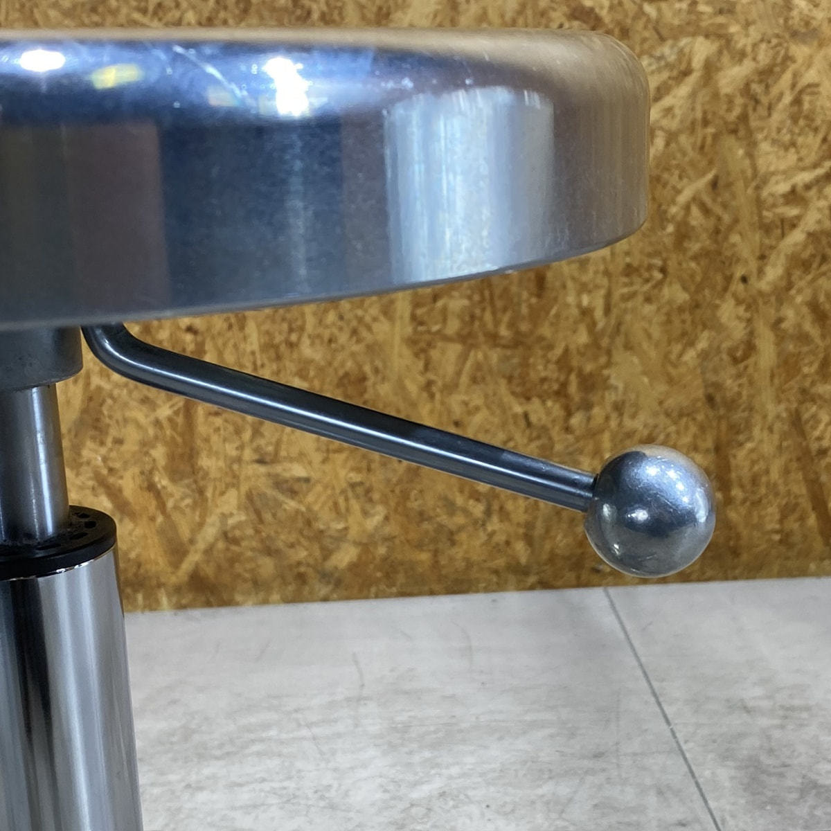 中古】タカラベルモント スツール 『D-STOOL ALUMI（D-スツール アルミ