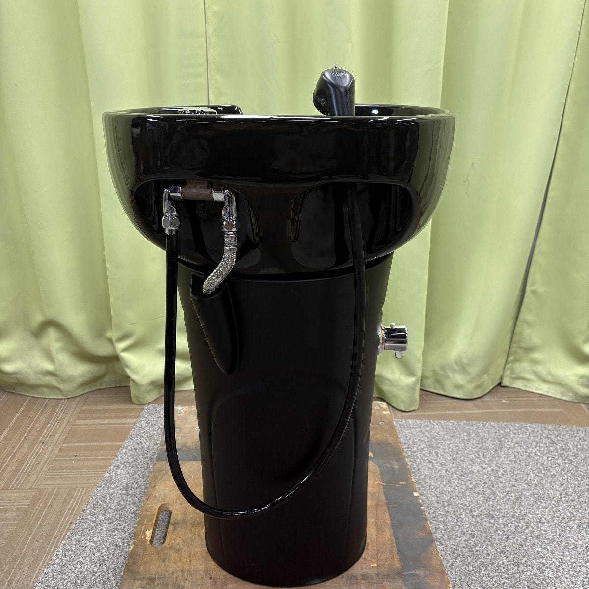 シャンプースタンドの卸・通販 | ビューティガレージ