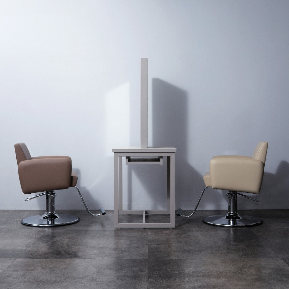 スタイリングチェア ALVIN（選べる4色＋脚部2タイプ）の卸・通販