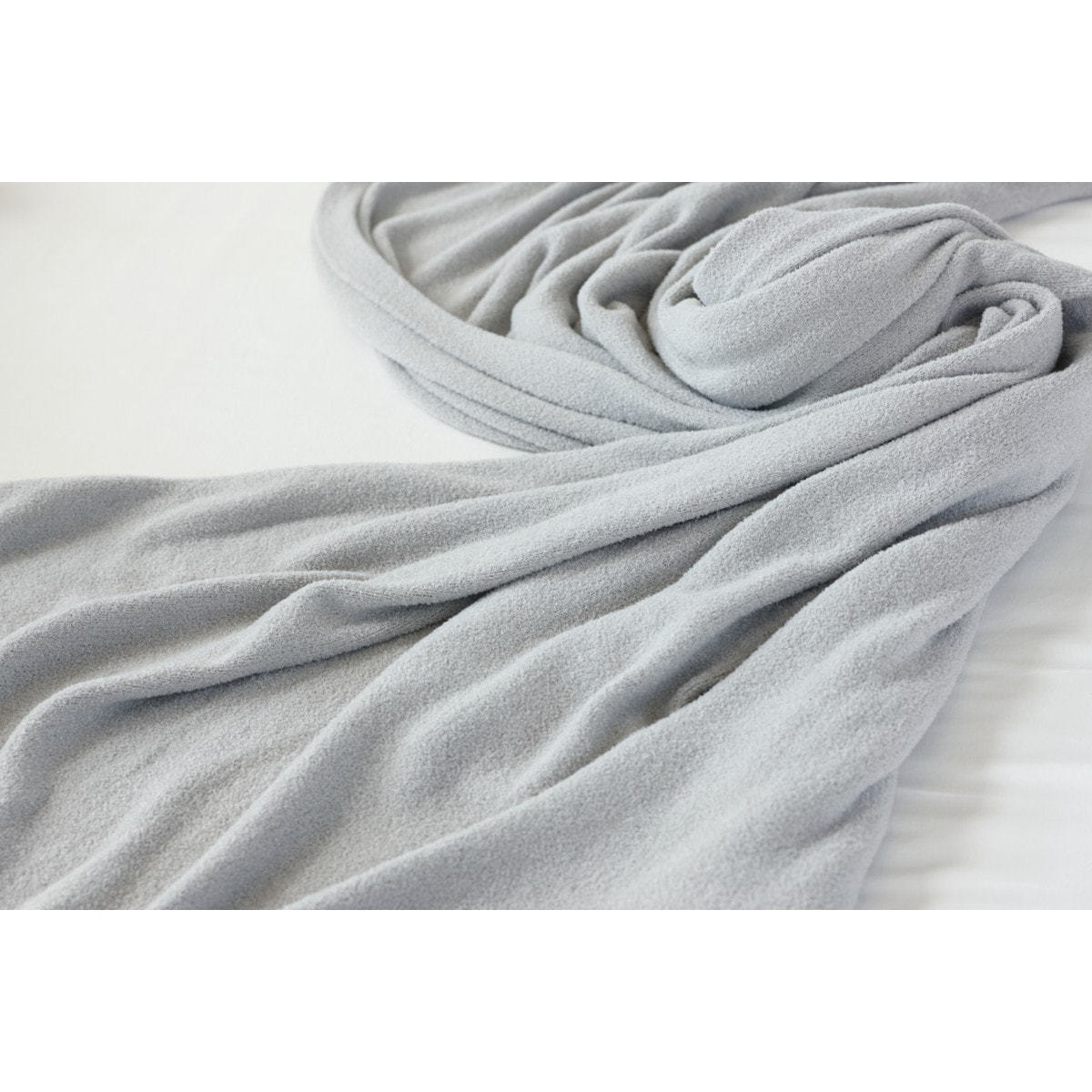 プウアボーテ プレケットの卸・通販 | ビューティガレージ