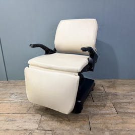 TAKARA BELMONT（タカラベルモント）の電動シャンプーチェア商品の卸