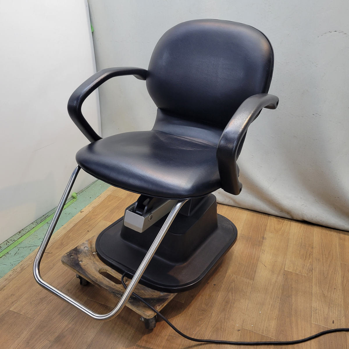 電動セットイス サンセイ 電動セット椅子の卸・通販 | ビューティガレージ