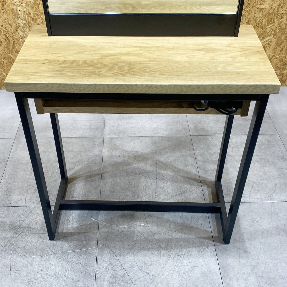中古】ビューティガレージ ドレッサー 『【TOUGH DESIGN PRODUCT