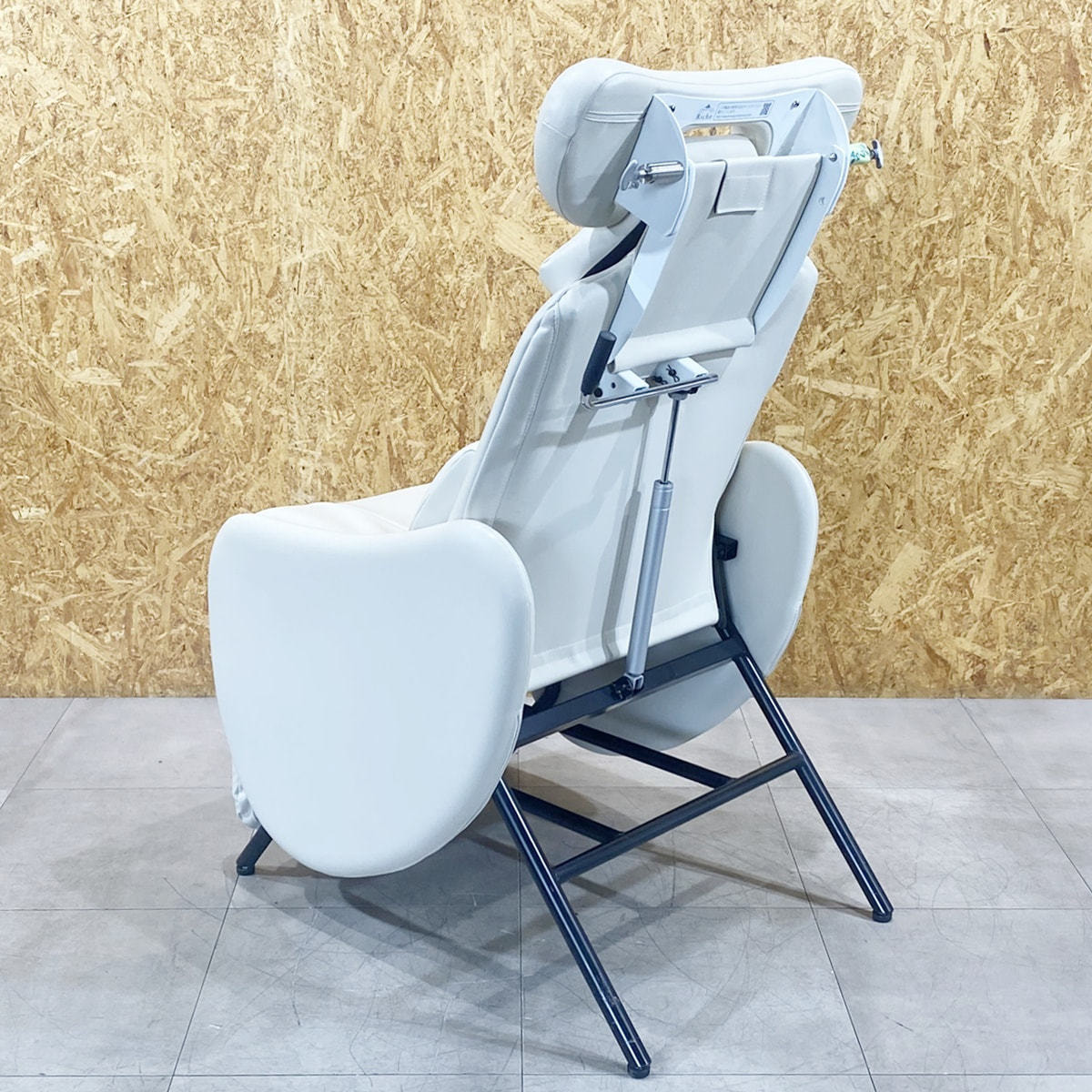 中古】アイラッシュチェア タカラベルモント 『Riche（リーチェ