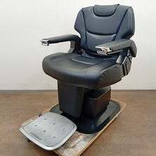 タカラベルモント LANCER ランサー ベーシックタイプ ブラック レッグレスト固定式 壁配線か床配線かお知らせください