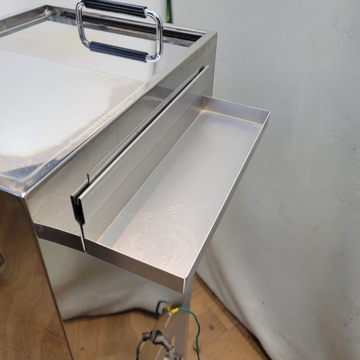 キクスイ 電気用タオル蒸し器 IC 800 新品/送料無料】日鈑工業 『タオル蒸し器SS500E（電気式）』 ☆詳細