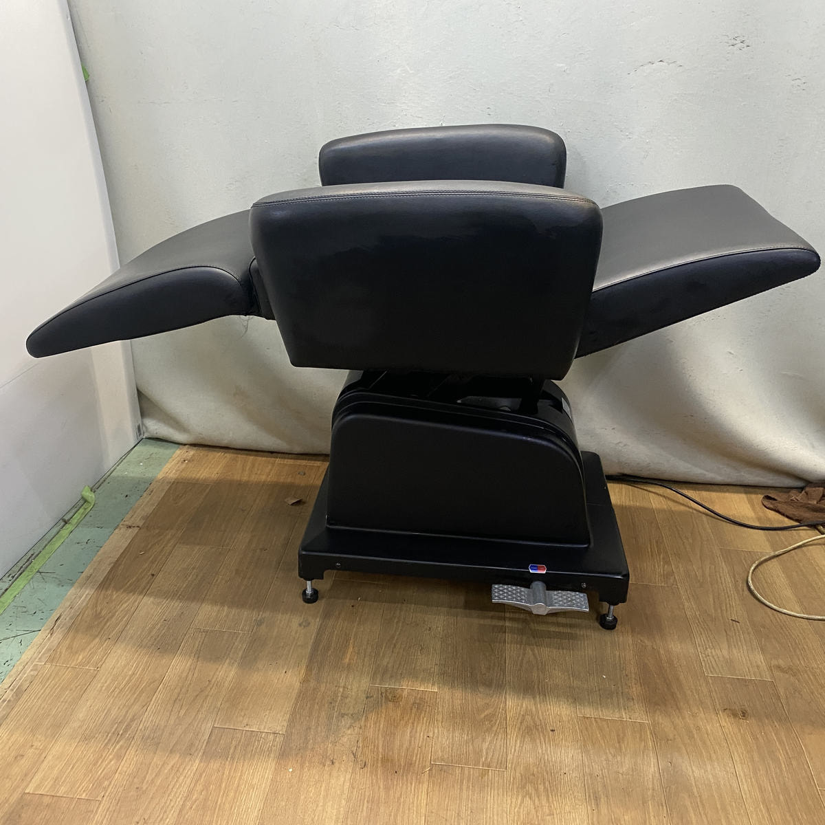 電動シャンプーチェア　ALVIN-Sofa　ステップ付・レッグレスト固定タイプ 新品】ビューティガレージ 『電動シャンプーチェア ALVIN-Sofa