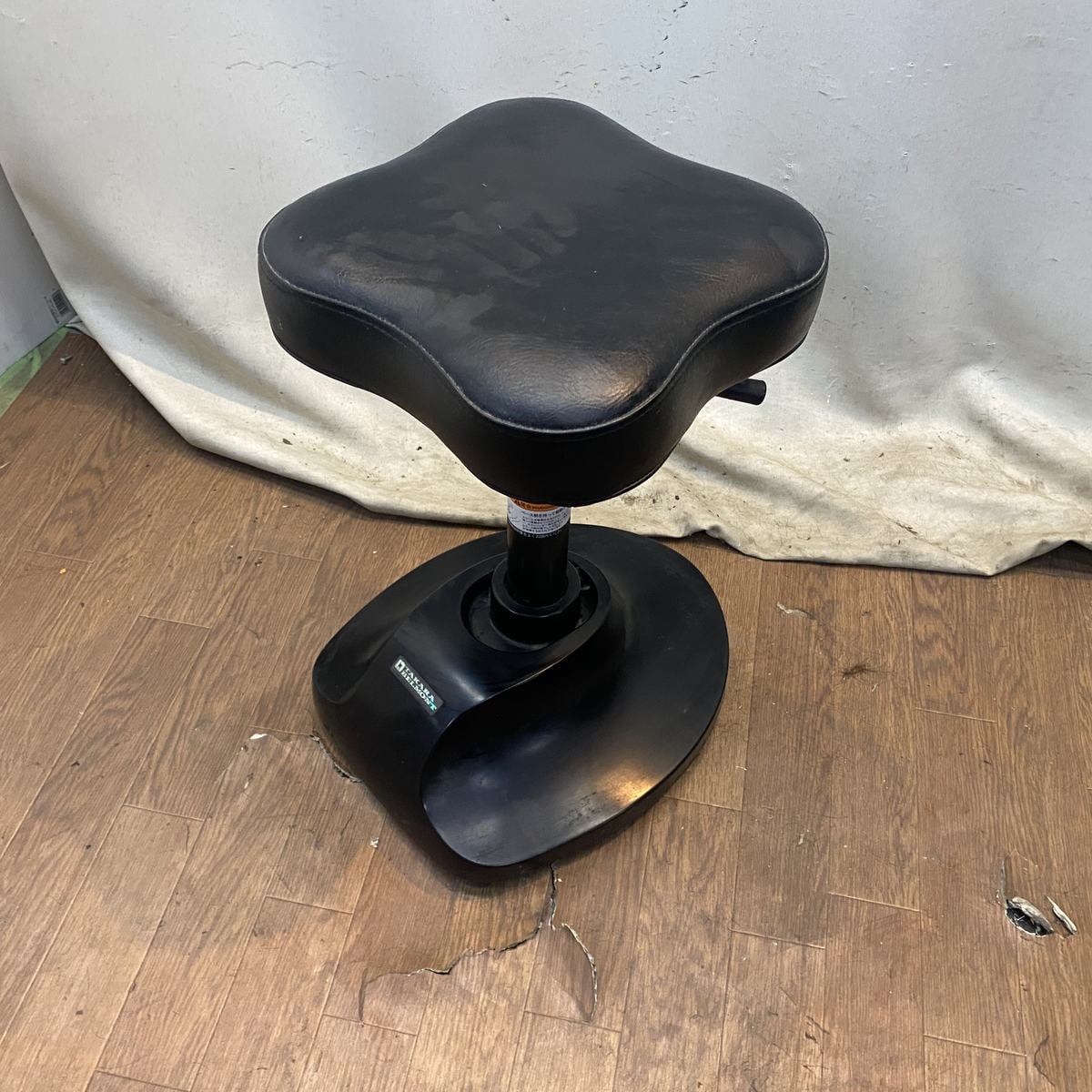 YUME エスポワール用 スツールの卸・通販 | ビューティガレージ