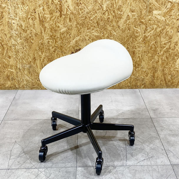 中古】アイラッシュガレージ スツール 『 【GANA】 カルマース』ヌード