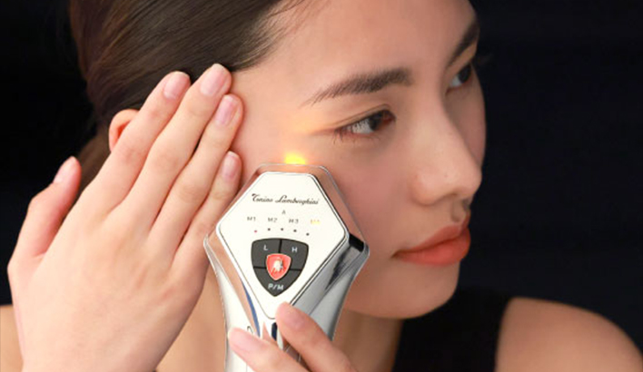 ❤美容先進国フランスメーカーとの共同開発♪❤8in1超多機能★最新最先端美顔器 Amazon.co.jp: 「リン・チーリン愛用」MYTREX マイトレックス